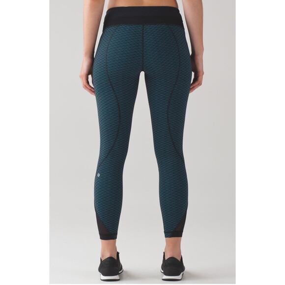 Lululemon Athletica Inspire Tight II Jacquard Black Indian Ocean, Size 6 - Picture 2 of 9